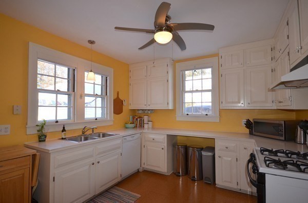 39 Old Town Road Amherst, MA 01002 - Photo 8 of 39 Gallery Image 8