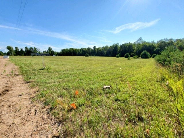 7423 Bennett Road Williamsburg, MI 49690 - Photo 37 of 39 1881111-36.JPG