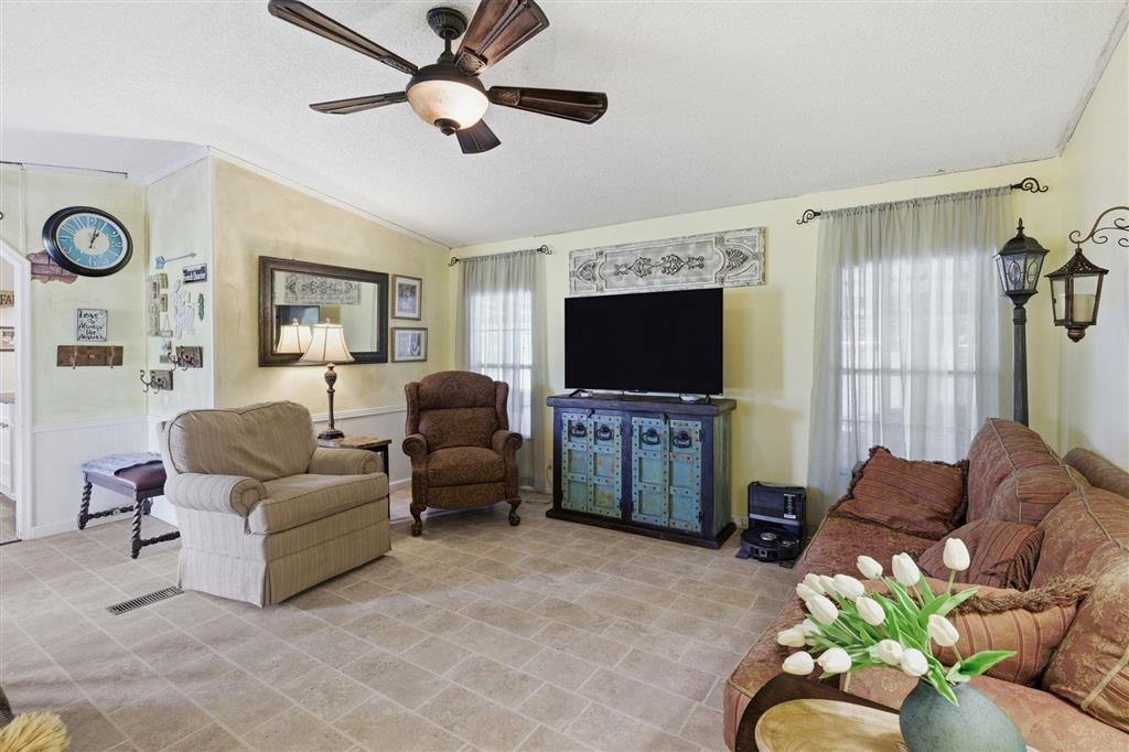 1748 A Arledge Road Vinton, LA 70668 - Photo 3 of 19