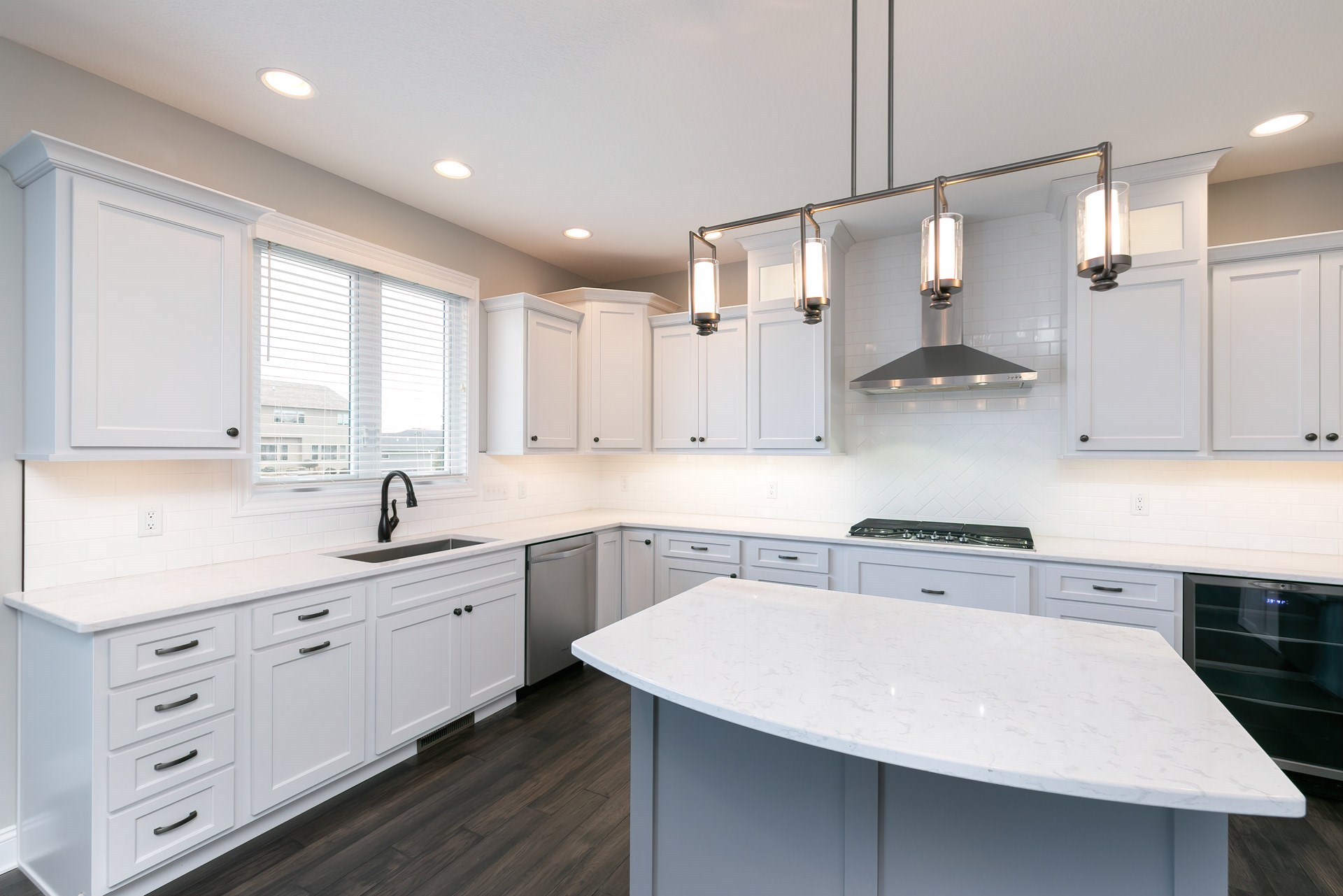 5684 Emily Road Bettendorf, IA 52722 - Photo 13 of 47 Gallery Image 13
