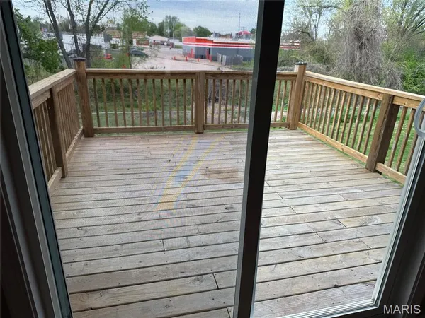 $400,000 | 729 North Yosemite Court, St. Peters, MO 63376
