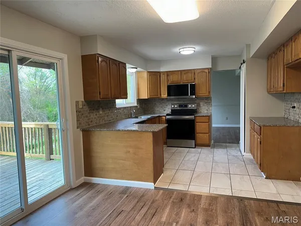 $400,000 | 729 North Yosemite Court, St. Peters, MO 63376