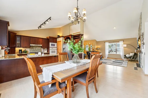 $625,000 | 407 148th Avenue Northeast, Andover, MN 55304