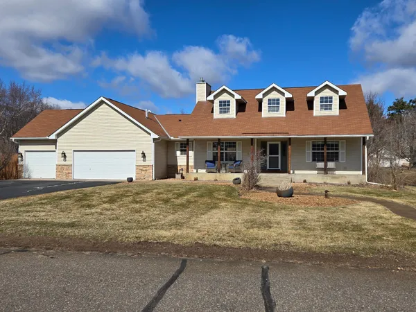 $625,000 | 407 148th Avenue Northeast, Andover, MN 55304