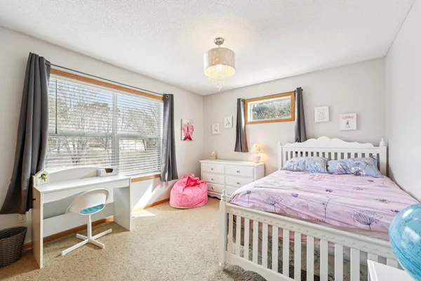 $625,000 | 407 148th Avenue Northeast, Andover, MN 55304