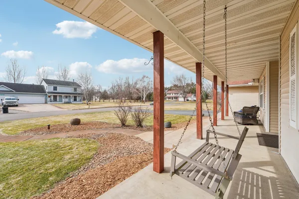 $625,000 | 407 148th Avenue Northeast, Andover, MN 55304