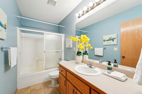 $625,000 | 407 148th Avenue Northeast, Andover, MN 55304