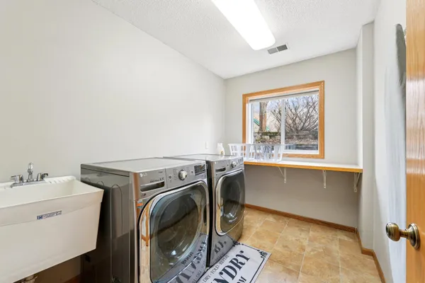 $625,000 | 407 148th Avenue Northeast, Andover, MN 55304