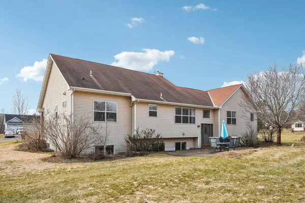 $625,000 | 407 148th Avenue Northeast, Andover, MN 55304