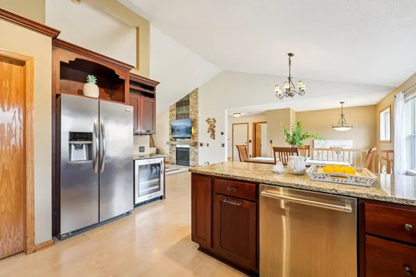 $625,000 | 407 148th Avenue Northeast, Andover, MN 55304