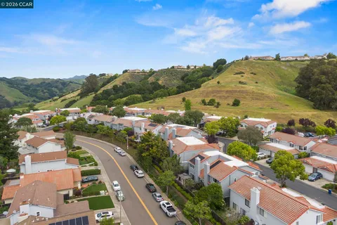 $935,000 | Palomares Hills, Castro Valley, CA 94552