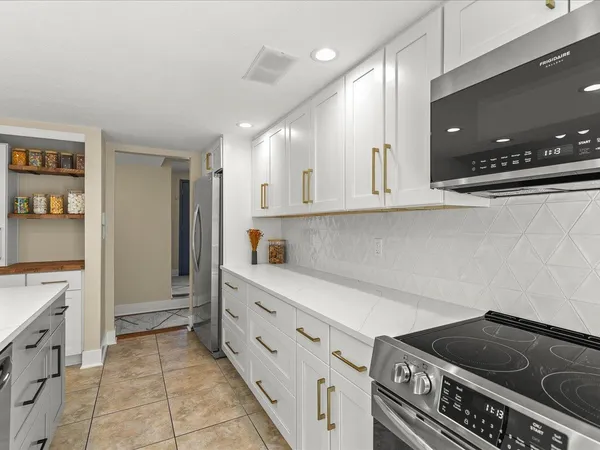 $309,000 | 5159 Coach Lite Trail, Loves Park, IL 61111