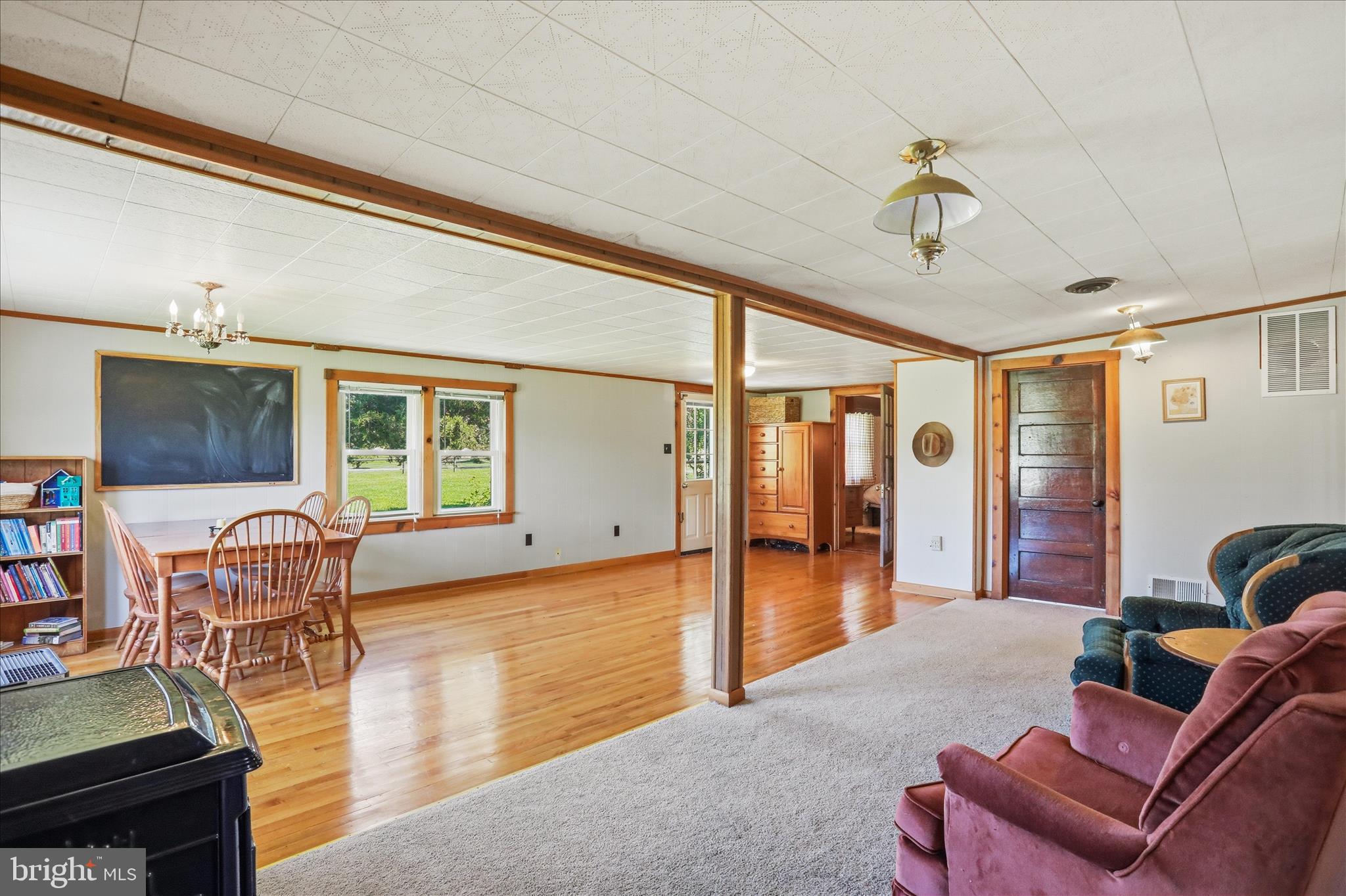 1604 Double Church Road Stephens City, VA 22655 - Photo 13 of 35
