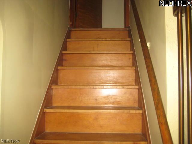 4539 Emerson Road Cleveland, OH 44121 - Photo 10 of 13
