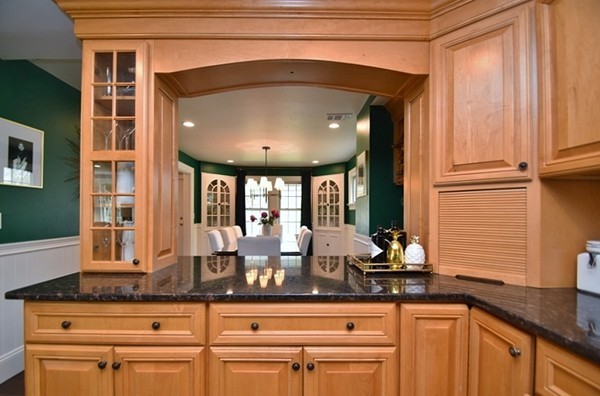 30 Hillcrest Road Framingham, MA 01702 - Photo 5 of 28 Gallery Image 5