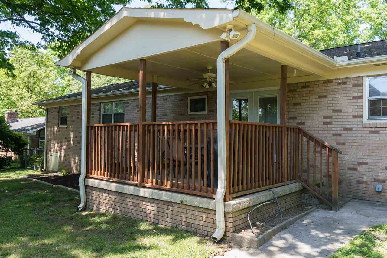 514 Mapleton Drive Greenville, SC 29607 - Photo 3 of 32