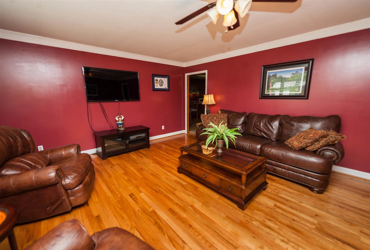 514 Mapleton Drive Greenville, SC 29607 - Photo 9 of 32