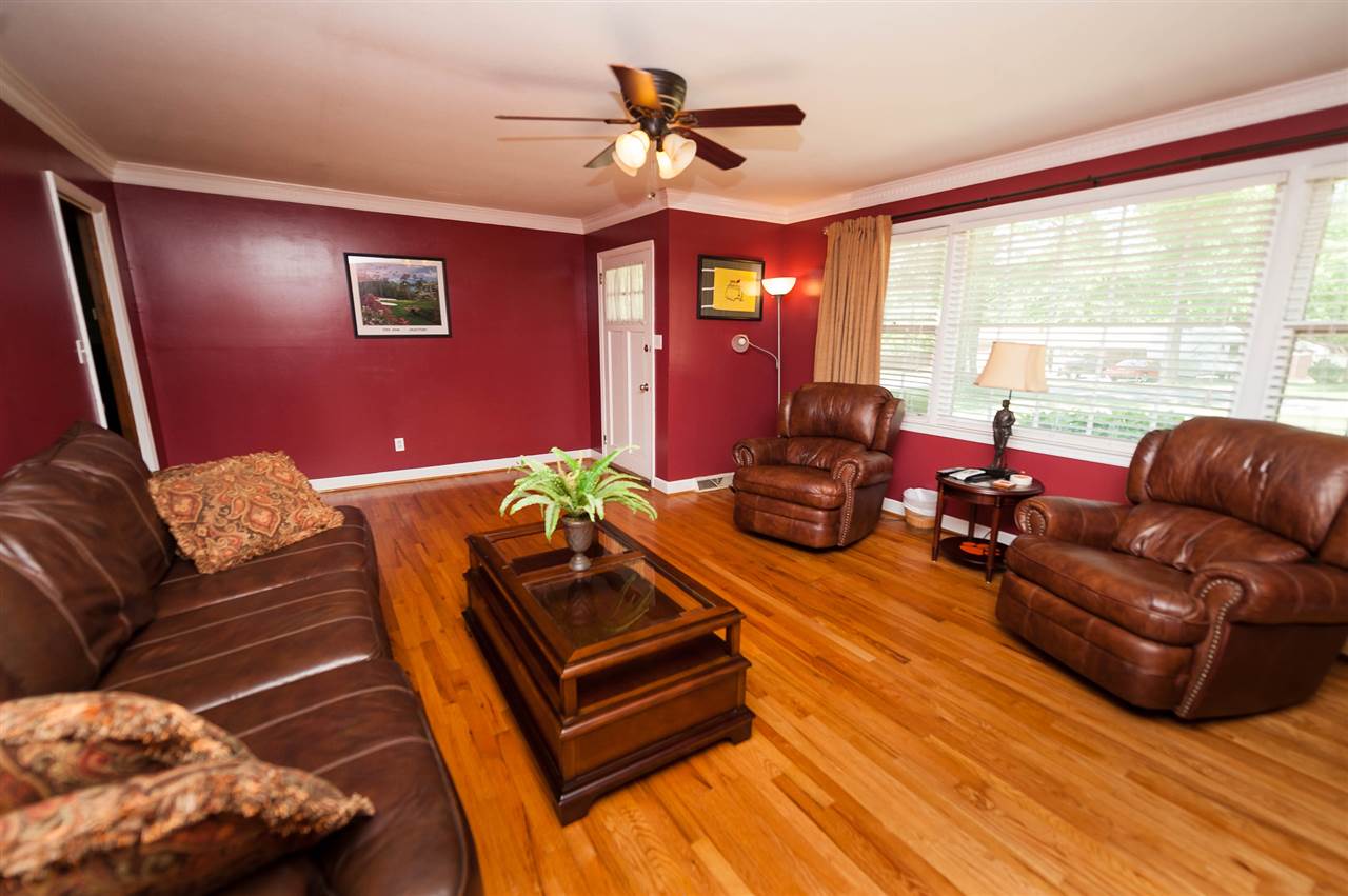 514 Mapleton Drive Greenville, SC 29607 - Photo 10 of 32