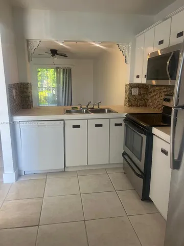 $240,000 | 438 Northeast 210th Cir Terrace, Unit 2024B, Miami, FL 33179