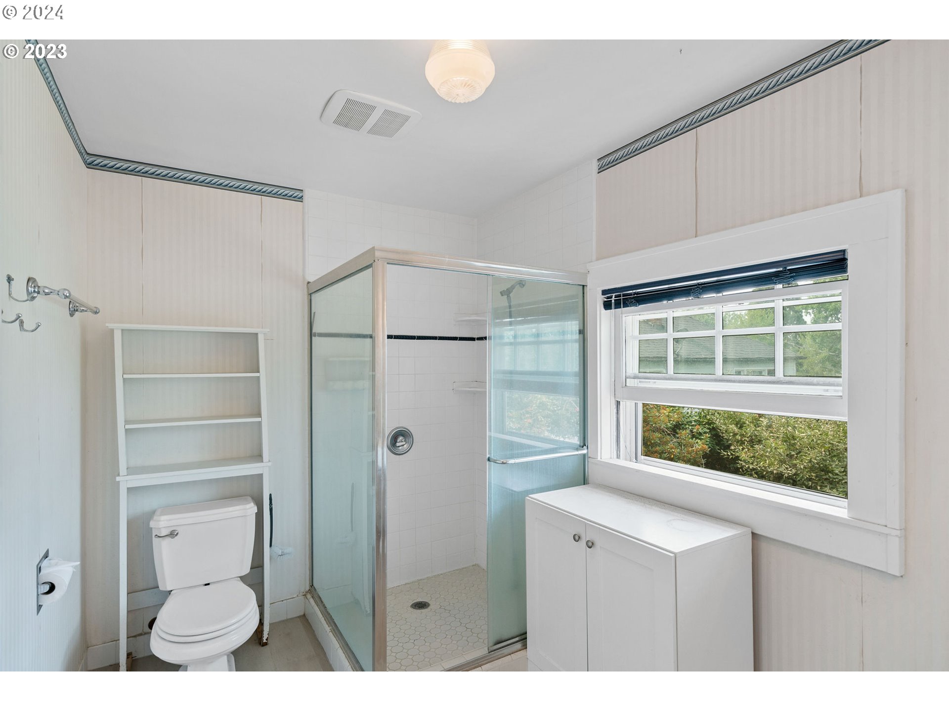 506 Southwest Ferry Street Albany, OR 97321 - Photo 11 of 43 Gallery Image 11