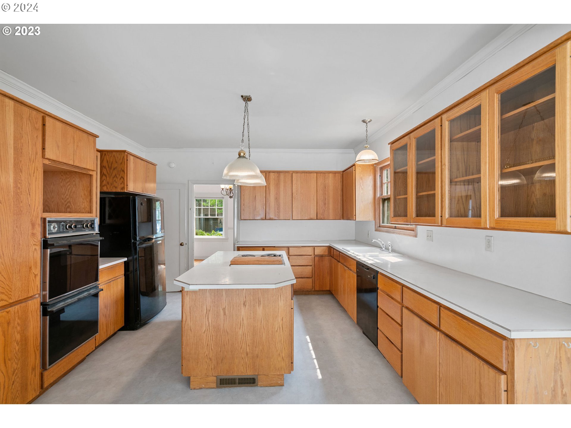 506 Southwest Ferry Street Albany, OR 97321 - Photo 14 of 43 Gallery Image 14