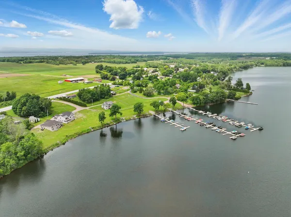 $394,750 | 32 Phoebe Lane, Unit LOT 8, South Hero, VT 05486