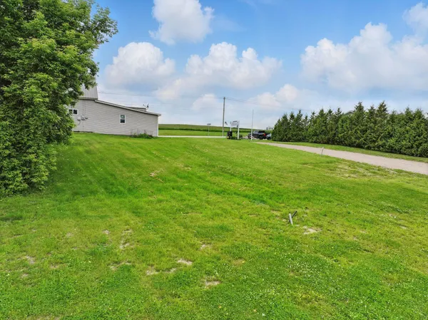 $394,750 | 32 Phoebe Lane, Unit LOT 8, South Hero, VT 05486