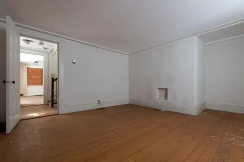 $850,000 | 131 Wellesley Street, Weston, MA 02493