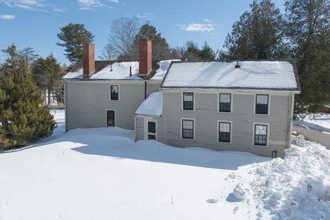 $850,000 | 131 Wellesley Street, Weston, MA 02493