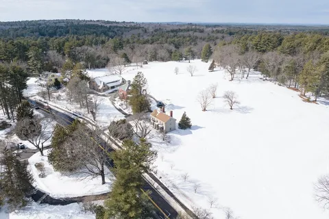 $850,000 | 131 Wellesley Street, Weston, MA 02493