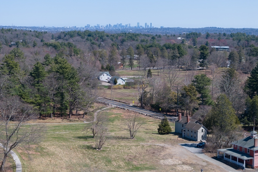 131 Wellesley Street Weston, MA 02493 - Photo 2 of 36
