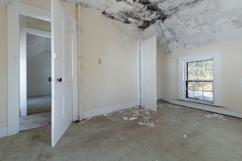 131 Wellesley Street Weston, MA 02493 - Photo 23 of 29