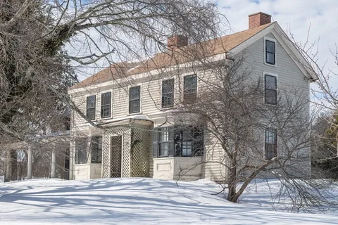 $850,000 | 131 Wellesley Street, Weston, MA 02493