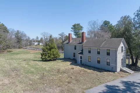 $850,000 | 131 Wellesley Street, Weston, MA 02493