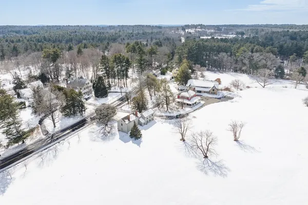 $850,000 | 131 Wellesley Street, Weston, MA 02493