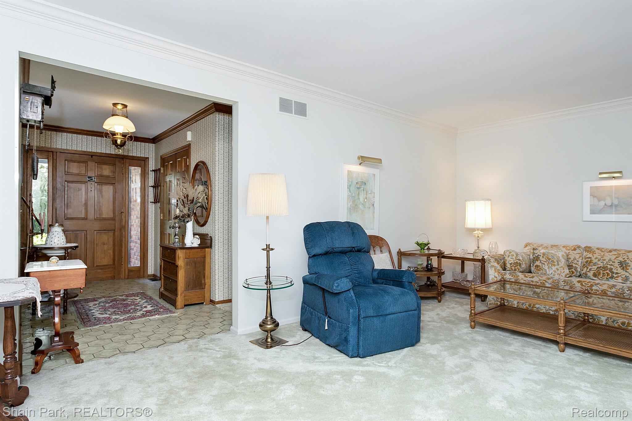 4878 Napier Road Canton, MI 48187 - Photo 4 of 45
