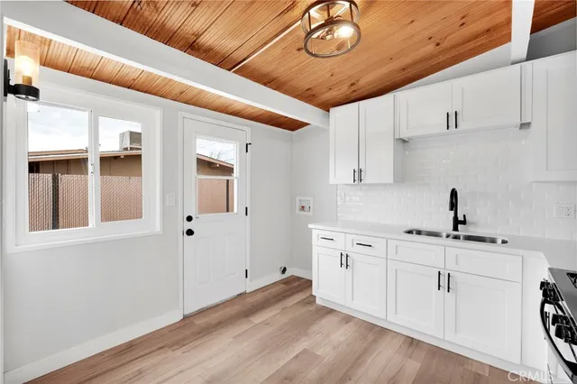 $269,999 | 700 Agnes Drive, Barstow, CA 92311