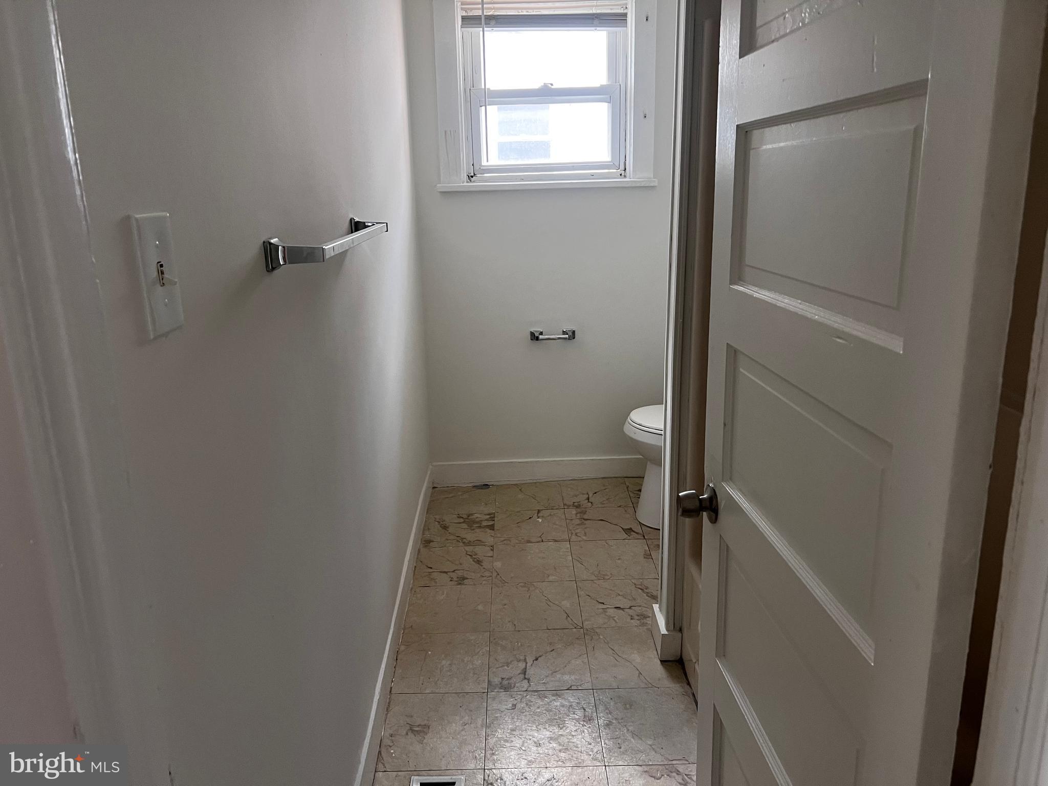 529 Bridgeboro Street Riverside, NJ 08075 - Photo 5 of 7