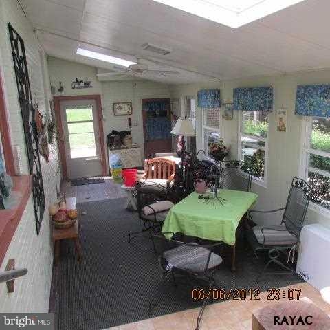 318 George Street Hanover, PA 17331 - Photo 13 of 31 Gallery Image 13