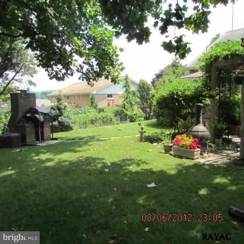 318 George Street Hanover, PA 17331 - Photo 26 of 31 Gallery Image 26