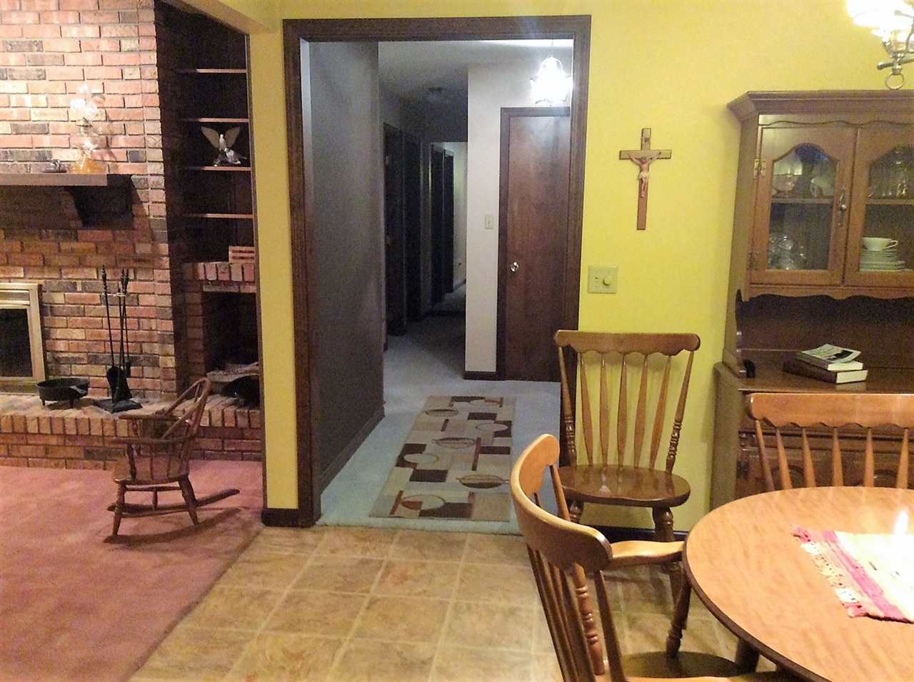 712 West Hamilton Road South Fort Wayne, IN 46819 - Photo 8 of 35