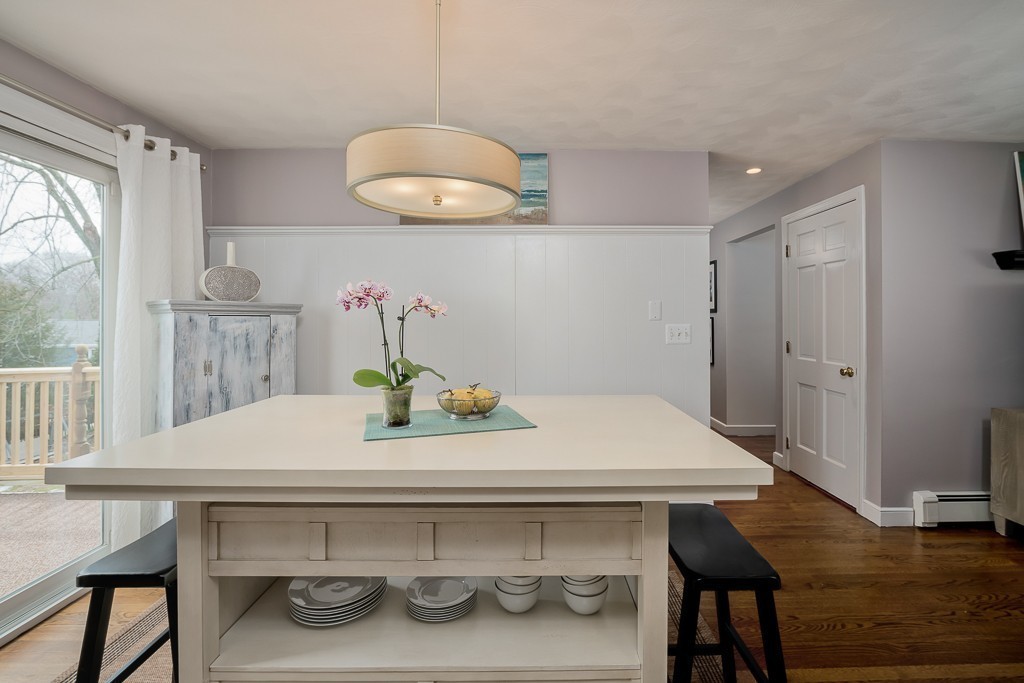 11 Eastview Road Hopkinton, MA 01748 - Photo 8 of 30 Gallery Image 8