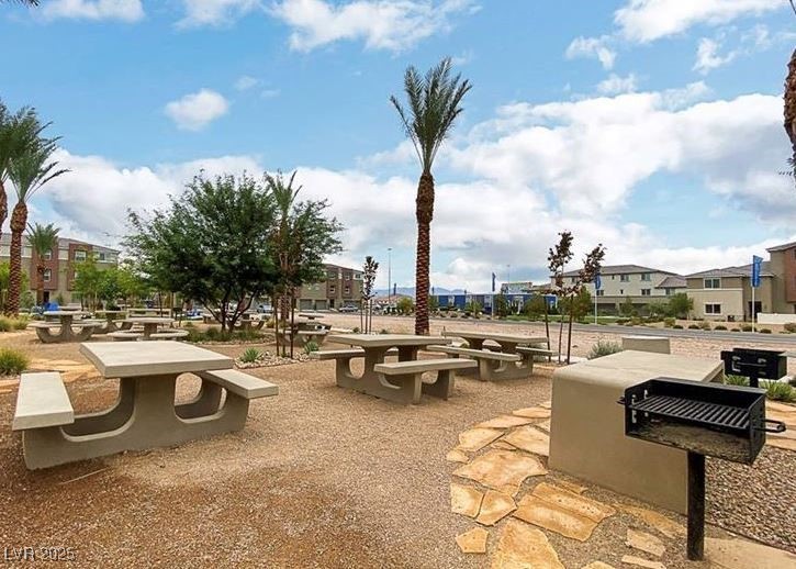12282 Azure Gate Road, Unit 4 Las Vegas, NV 89183 - Photo 32 of 43 Gallery Image 32
