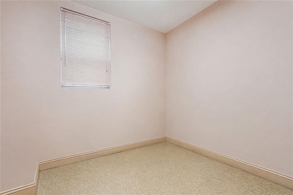 648 Bay Ridge Parkway Brooklyn, NY 11209 - Photo 12 of 31