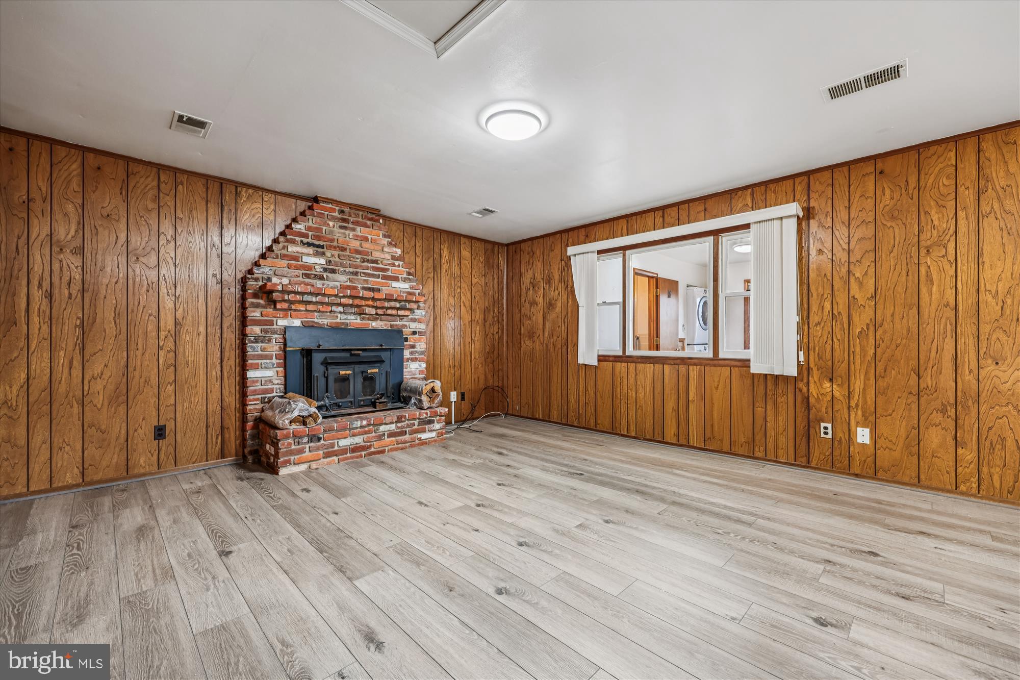 4717 Topping Road Rockville, MD 20852 - Photo 18 of 57 Family Room