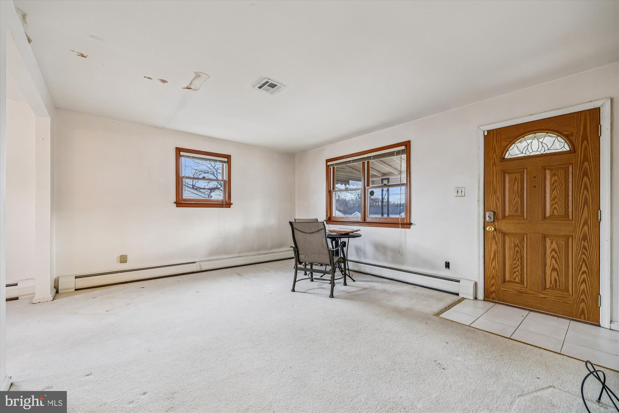 4717 Topping Road Rockville, MD 20852 - Photo 3 of 57 Living Room