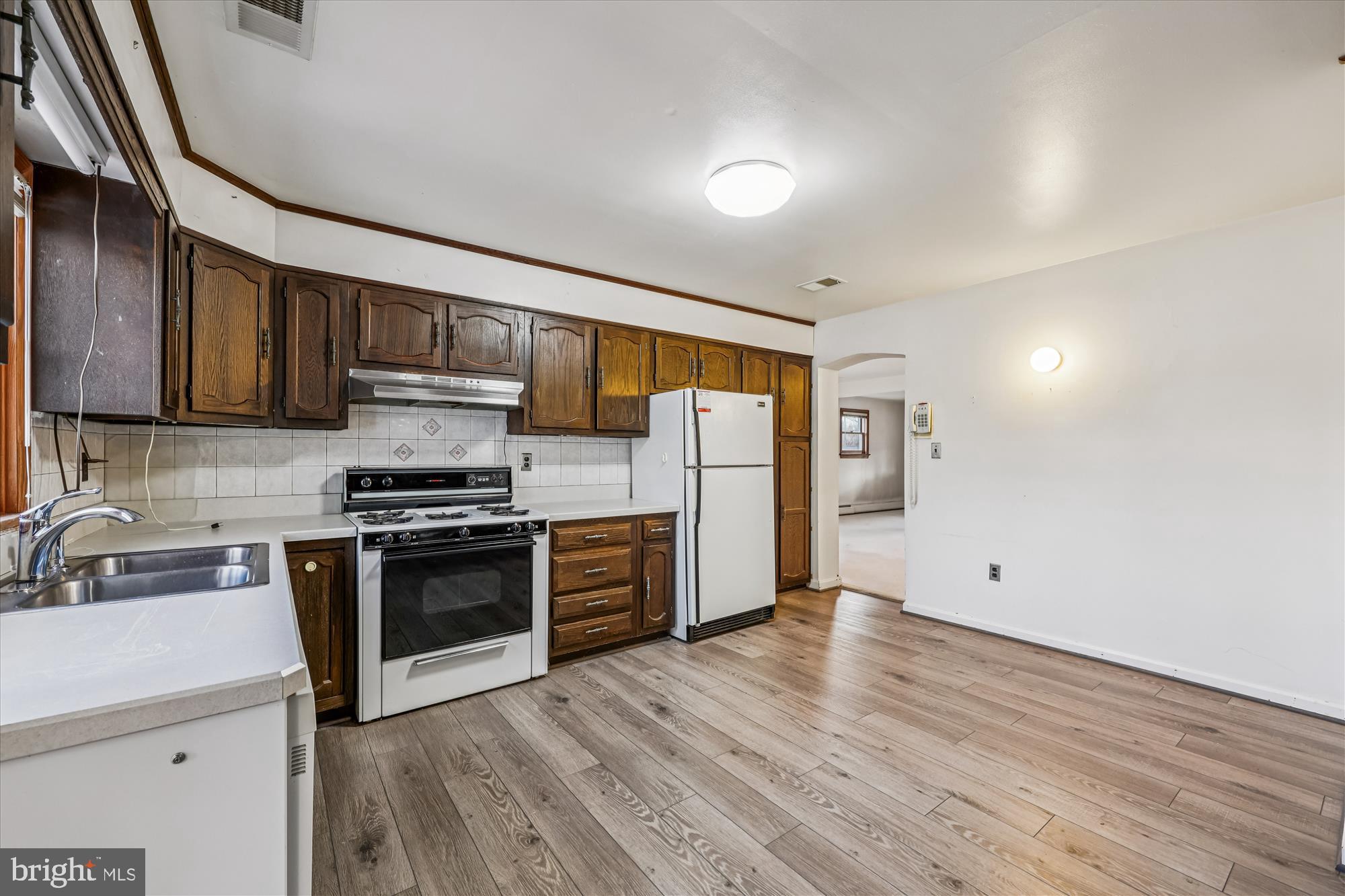 4717 Topping Road Rockville, MD 20852 - Photo 7 of 57 Kitchen