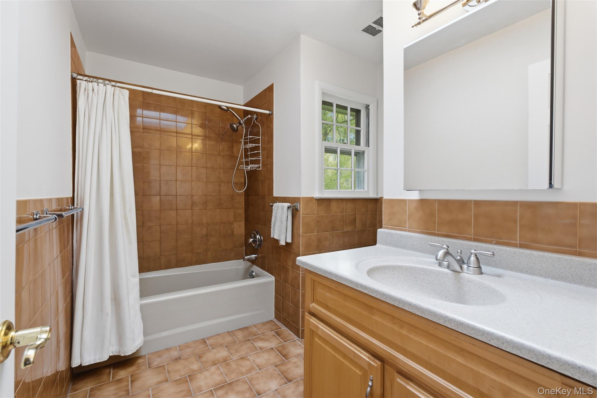 29 East Kinnicut Road Pound Ridge, NY 10576 - Photo 20 of 45