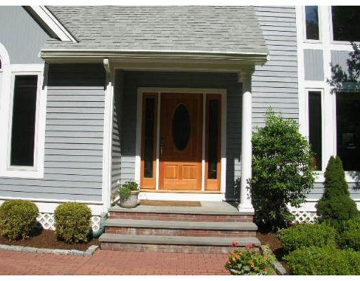 70 Edge Hill Road Sharon, MA 02067 - Photo 3 of 23 Gallery Image 3
