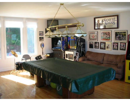 70 Edge Hill Road Sharon, MA 02067 - Photo 10 of 23 Gallery Image 10